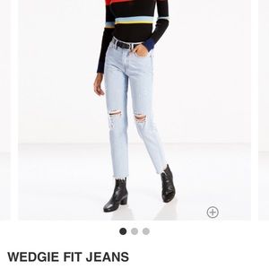 Levi’s Wedgie Fit Jeans.